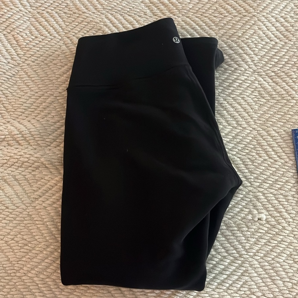 Lululemon fleece-lined leggings sz 6